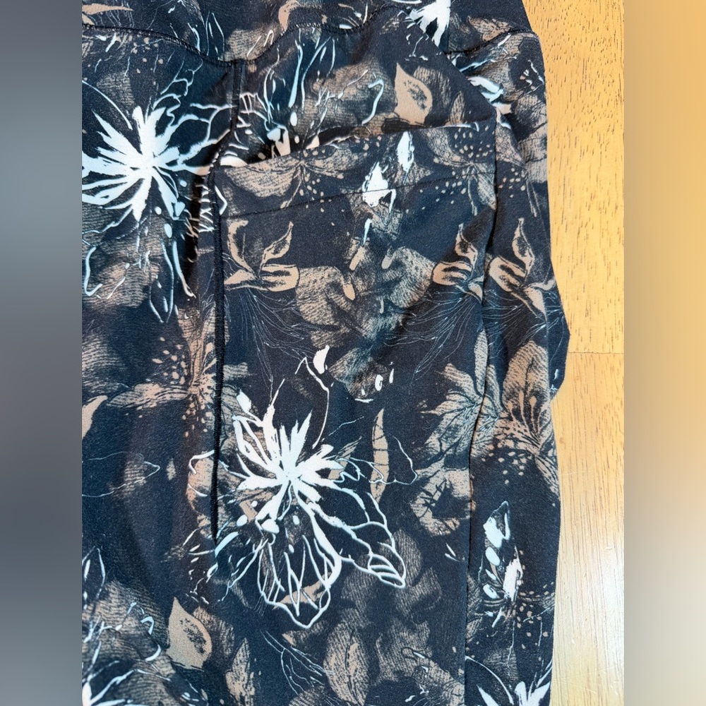Columbia Women's Weekend Adventure 7/8 Leggings Size XL- 2 Waistband Pockets - Picture 3 of 10
